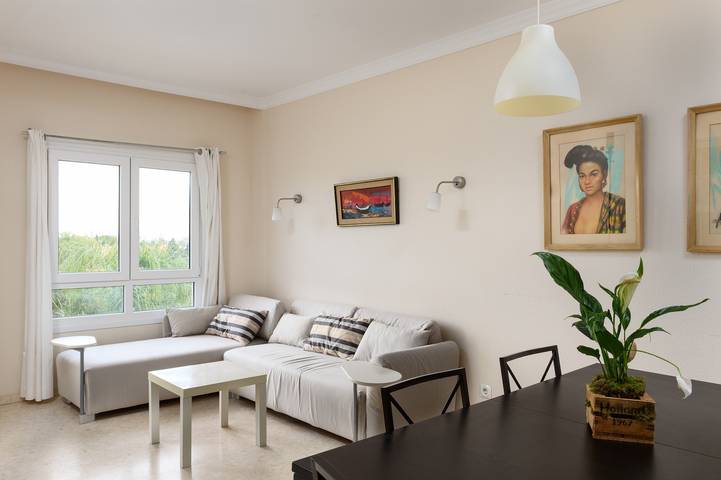 Holiday rental for 6 people, with terrace and view as well as pool in Oliva