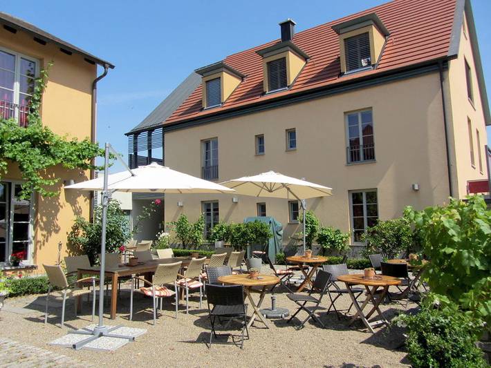 Hotel für 2 Personen, mit Terrasse
