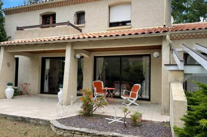Ferienhaus für 8 Personen, mit Balkon und Garten - 1