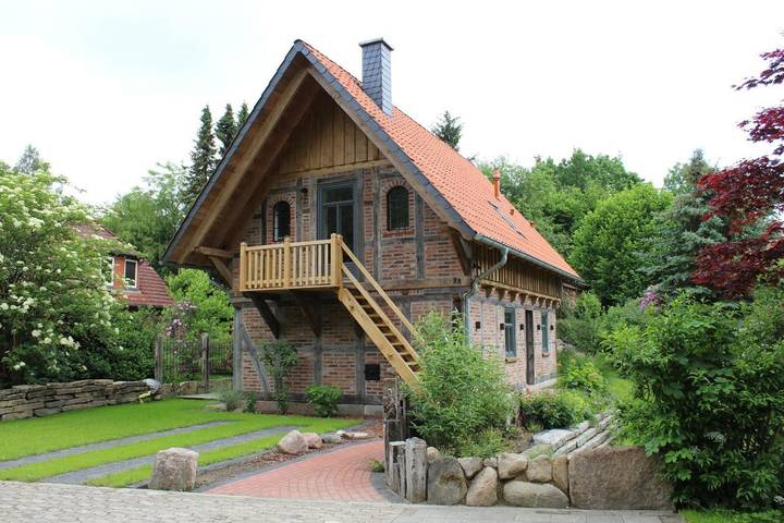 Ferienhaus für 6 Personen, mit Balkon und Terrasse sowie Garten in Bad Fallingbostel