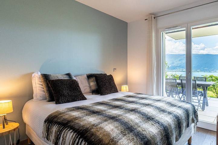 Ganze Wohnung, Eos - Stunning Lakeview Apt, 2Br, Parking in Veyrier-du-Lac, Annecy und Umgebung