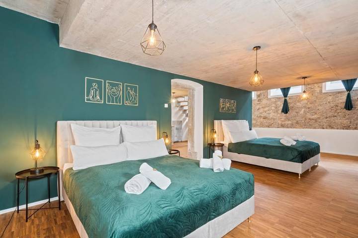 Gîte pour 8 personnes, avec terrasse à Kitzingen - 3