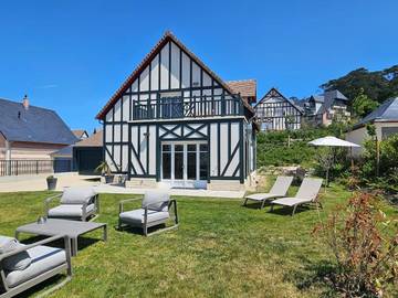 Villa pour 8 personnes, avec balcon et vue à Deauville