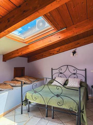 Chambre d’hôte pour 7 personnes, avec vue, animaux acceptés à Itri