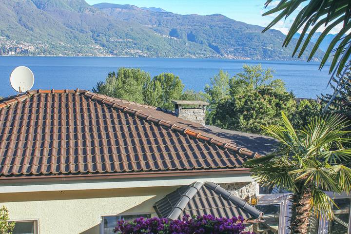 Ferienhaus für 4 Personen, mit Ausblick und Balkon sowie Garten und Seeblick in Lago Maggiore (Lombardei) - 2