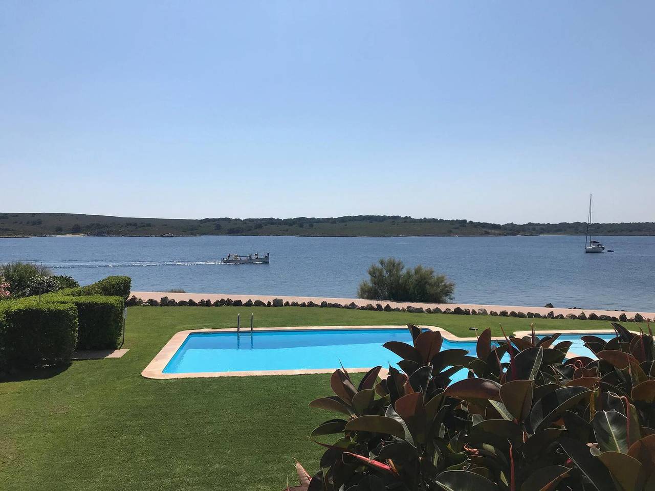 Apartamento entero, Apartamento de vacaciones para 4 personas con terraza in Fornells, Es Mercadal