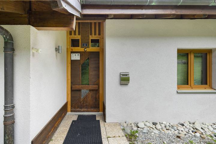 Gîte pour 8 personnes, avec terrasse dans Siviez - 3