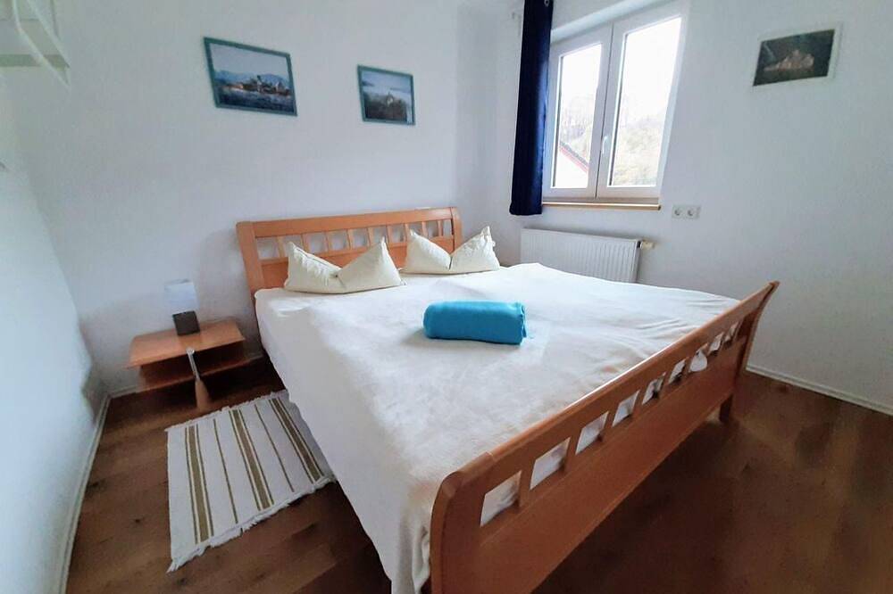 Ferienhaus Atrium (bis 16 Personen) - Südeifel Familien- u. Gruppenferienhäuser in Zweifelscheid, Eifelkreis Bitburg-Prüm