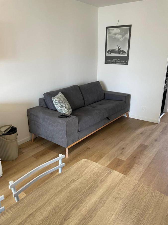 Appartement entier, Le paisible F2 à 300 m du centre ville in L'Haÿ-les-Roses, Val-de-Marne