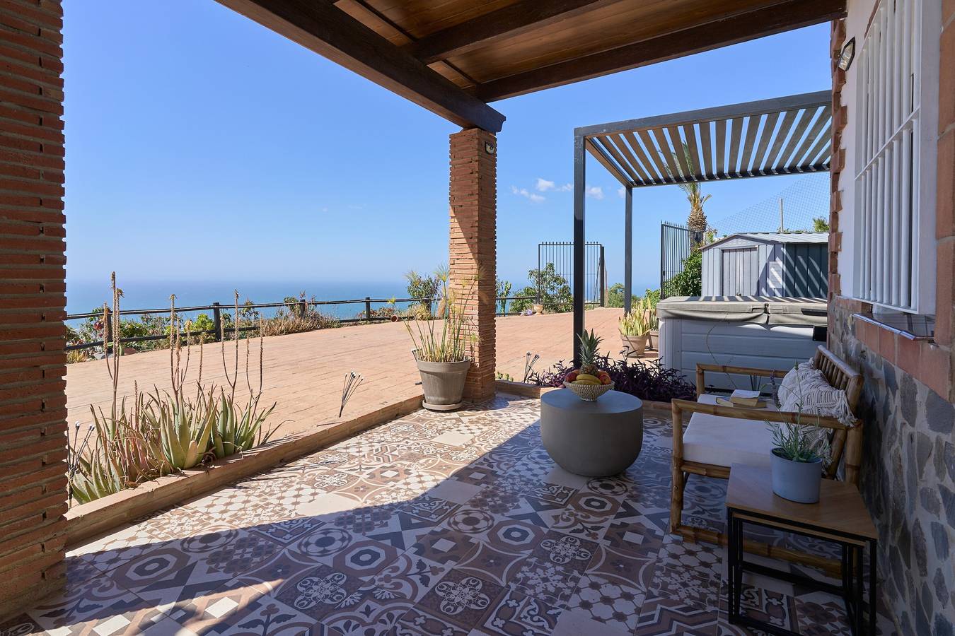 Villa 'Javier' met zeezicht, privézwembad en Balinees bed, foto 15