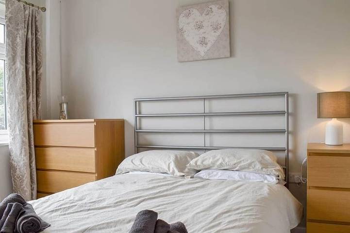 Holiday rental for 8 people, with garden in Ashbourne