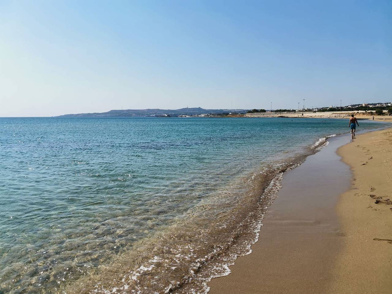Geheel appartement, Elegant Spacious Apartment in Rhodes with Balcony in Rhodos Stad, Rhodos
