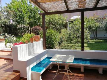 Location de vacances pour 4 personnes, avec jardin et terrasse à Fluminimaggiore