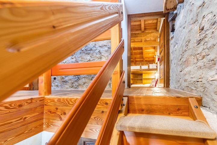 Casa vacanze 'Arpy An' con vista sulle montagne, balcone e Wi-Fi in Arpy (Morgex), Comune di Morgex