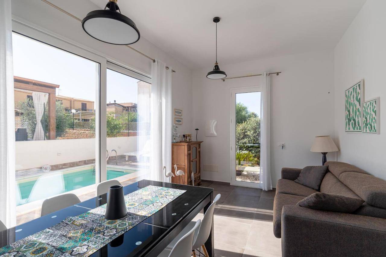 Villa con Piscina vicino San Vito Lo Capo in Cornino, Custonaci