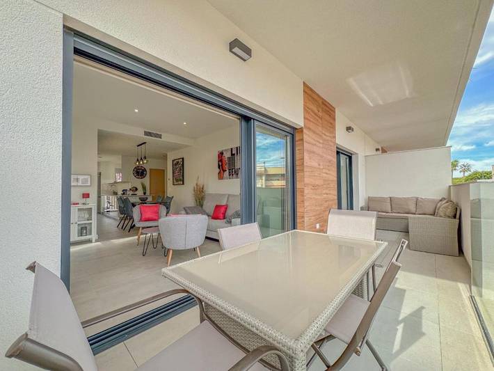 Apartamento de vacaciones para 4 personas, con jardín y piscina - 1