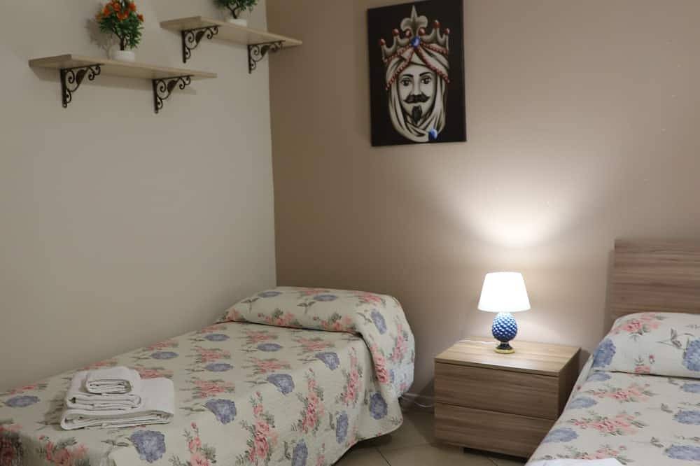 Apartamento entero, Nonna Croce Home - Furnished apartment for short-term rental in San Giovanni Gemini, Provincia de Agrigento