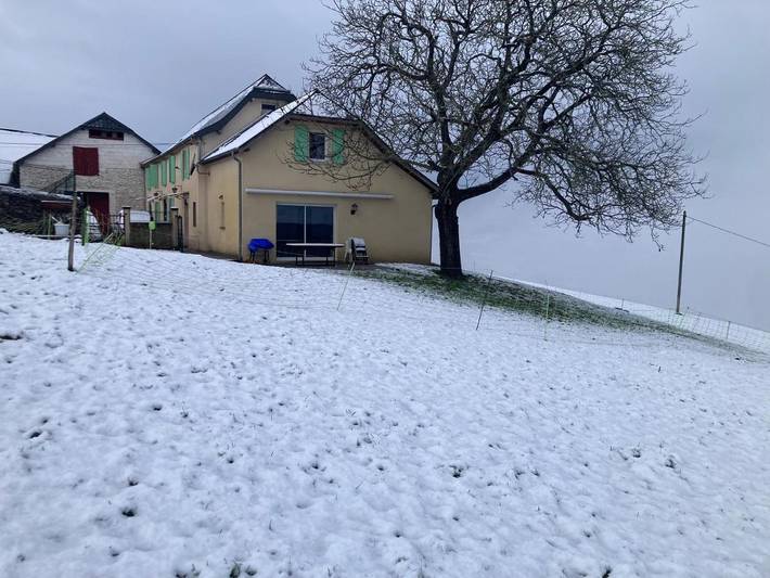 Location de vacances pour 8 personnes, avec jardin et vue à Aramits - 2