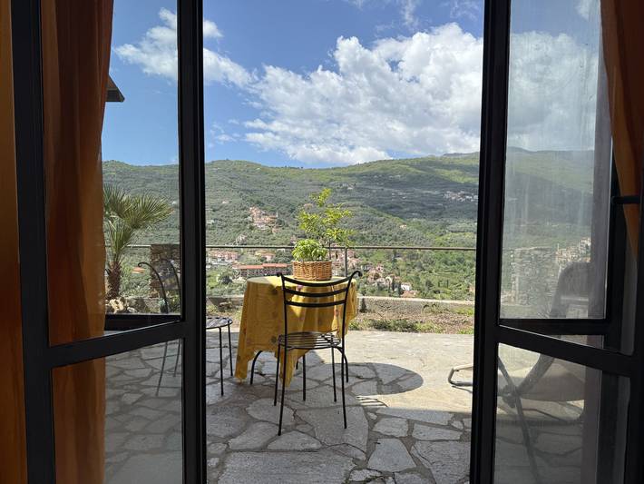 Ferienhaus für 6 Personen, mit Terrasse und Garten in Dolcedo - 3