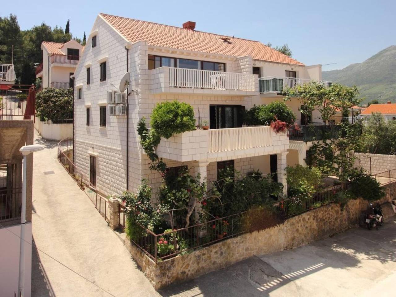 Cijeli apartman, Apartments Magda- Backside Studio Apartment (Apartment 4) in Cavtat, Cavtat (Dalmacija)