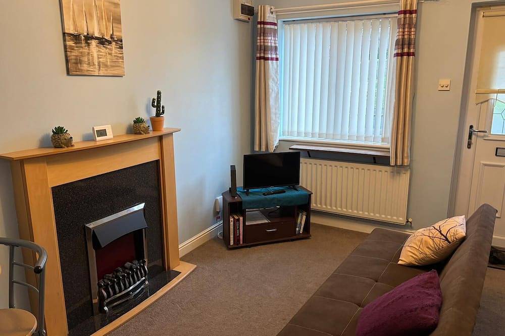 1-Bed Suburban Carlisle Terraced Home with Parking in Carlisle, Cumbria