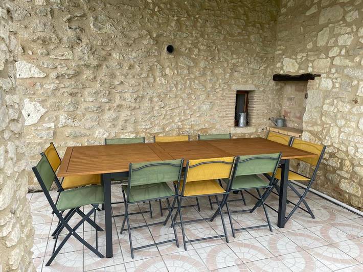 Location de vacances pour 3 personnes, avec piscine et jardin à Saint-Eutrope-de-Born - 4