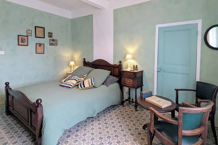 Location de vacances pour 11 personnes, avec jardin et jacuzzi à Saint-Paul-Trois-Châteaux - 2