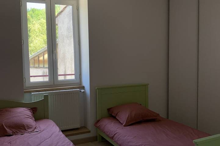 Location de vacances pour 6 personnes, avec balcon et jardin à Douelle (Lot) - 3
