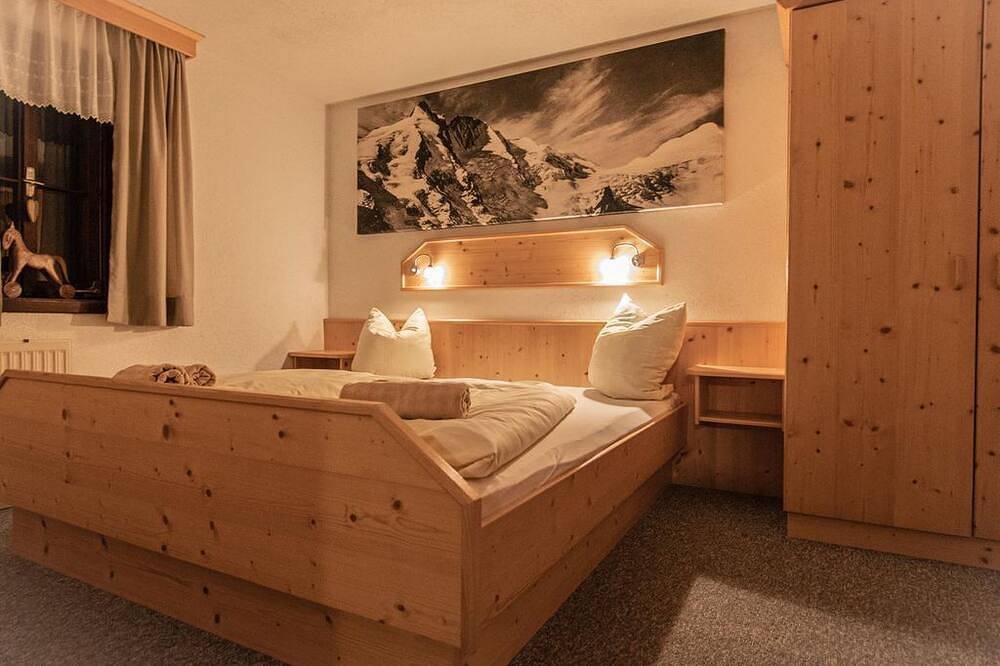 Ferienwohnung \"Hocharn\" 2-4 Personen - Erlebnisbauernhof Stempf - Heiligenblut in Heiligenblut, Bezirk Spittal an der Drau