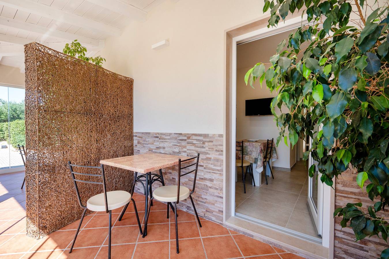 Apartamento inteiro, Apartamento 'L'Aia - 2' com Piscina Partilhada, Wi-Fi e Ar Condicionado in Sant'Antonio D'ascula, Monopoli