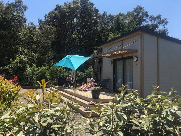 Location de vacances pour 5 personnes, avec jardin ainsi que jacuzzi et piscine dans Plage Venga Di L Oru Santa Maria Poggio
