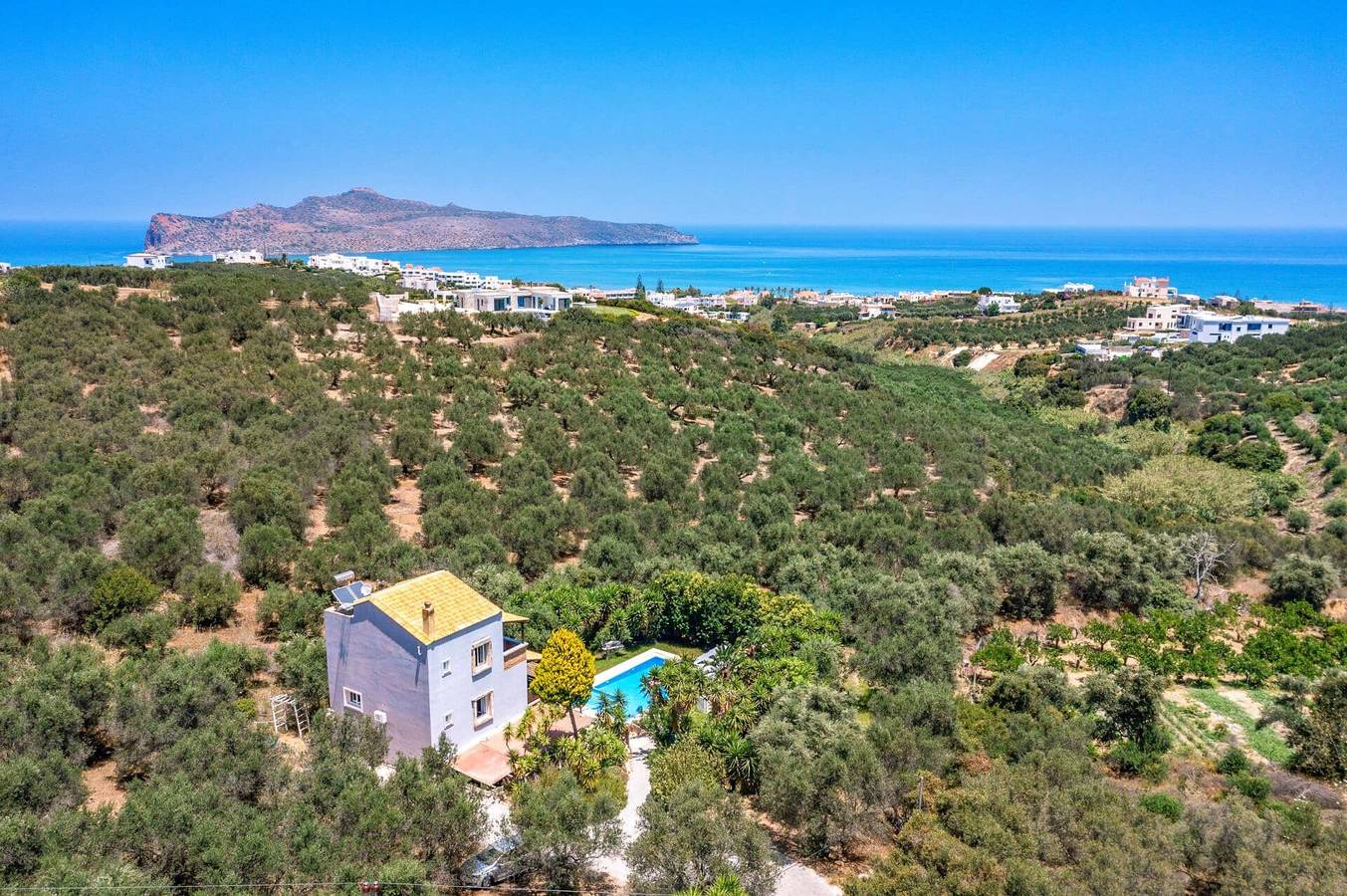 Villa for 6 personer med hage in Kato Stalos, Agia Marina