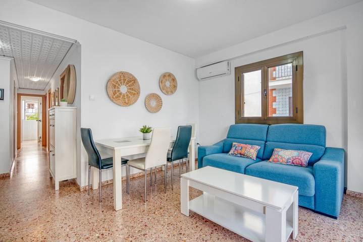 Ferienwohnung für 5 Personen, mit Balkon in Oliva - 3