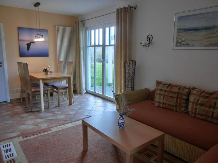 Apartamento entero, Strandnahe Ferienwohnung im Erdgeschoss, mit WLAN in Graal-Müritz, Rostock y sus alrededores