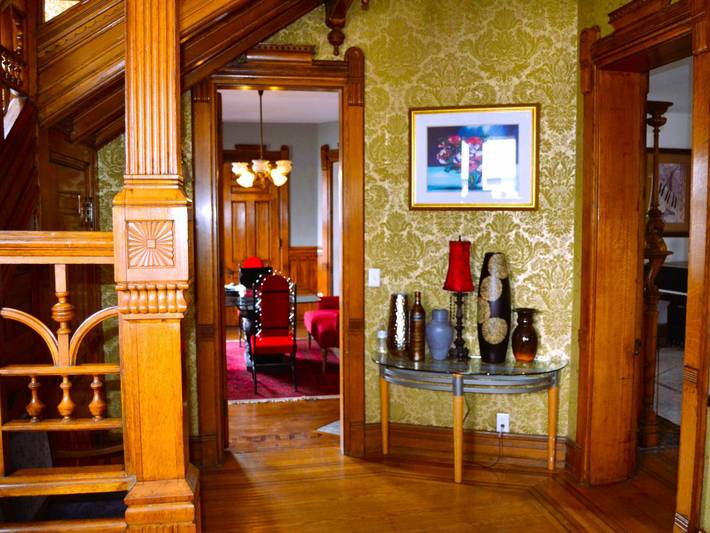Historic Legg House Inn in Minneapolis, Twin Cities