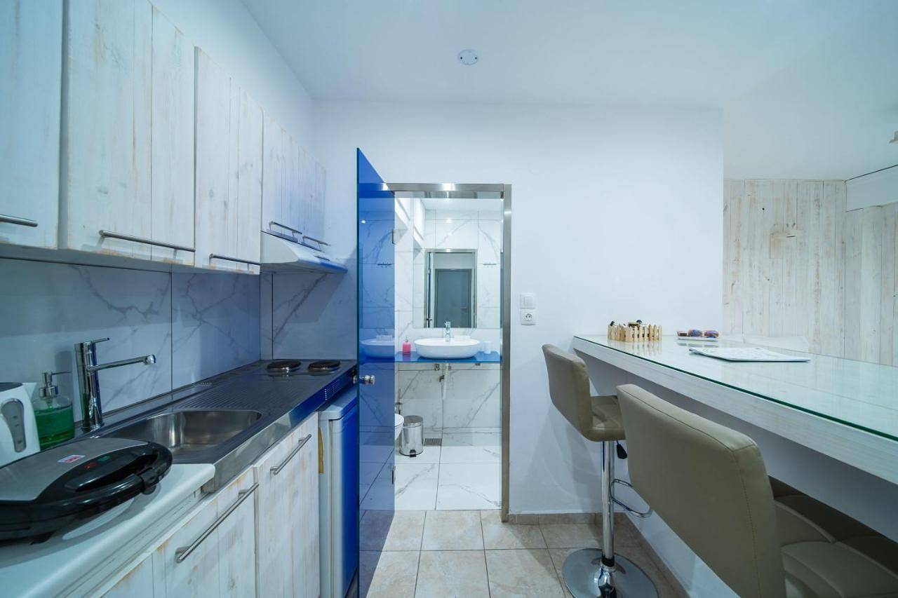 Appartement entier, Studio with Garden View in Région d'Iraklio-Héraklion