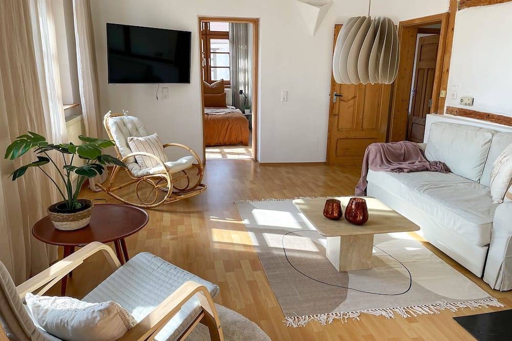 Ganze Wohnung, Ferienwohnung Ava- Heiligkreuztal für 2-6 Personen in Altheim, Landkreis Biberach