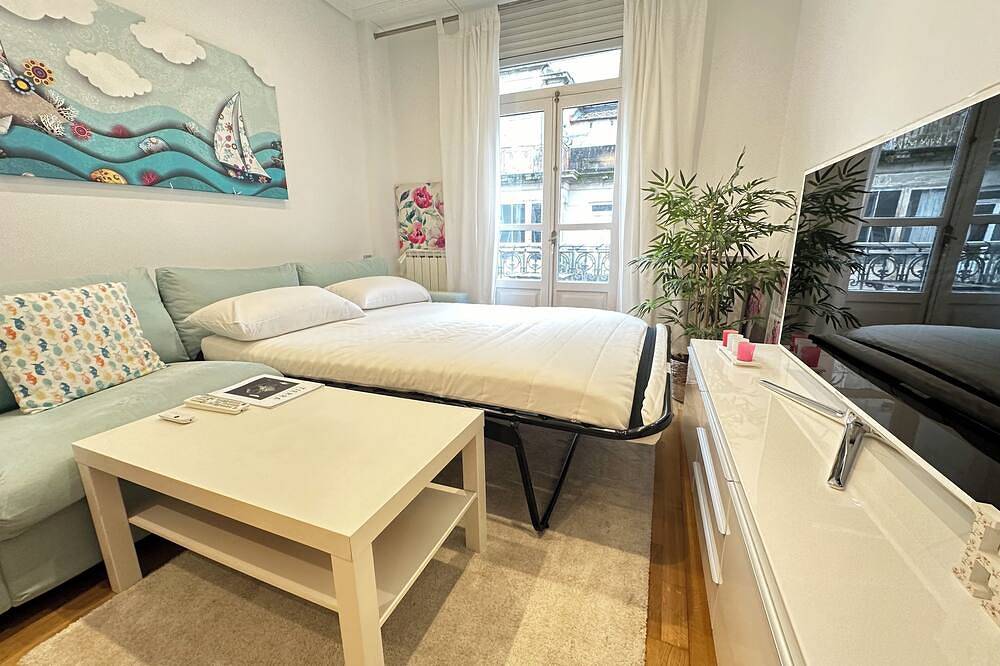 Entire apartment, Luxury Centro de Vigo Balcony in Vigo, Rías Baixas