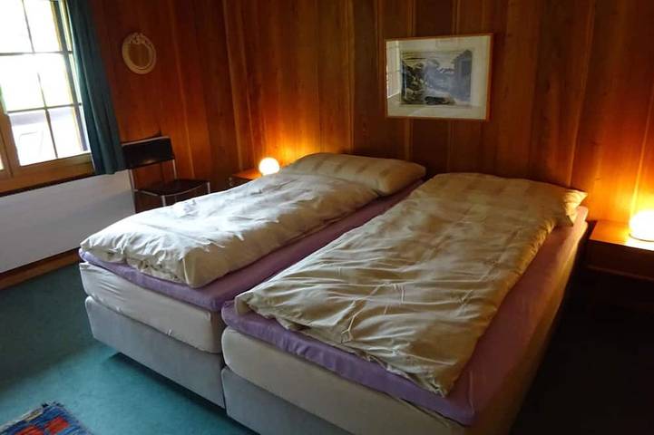 Appartement entier, Lischenhaus - Strubel Appartement/Fewo, Dusche oder Bad, Wc, 2 Schlafräume in Lenk im Simmental, Lenk