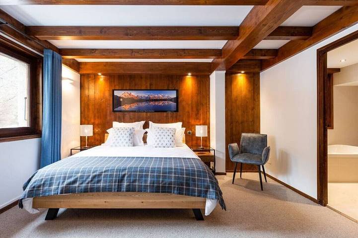 280sqm Chalet | Sauna Cinema|Starlink connection | Close to ski lift in Brevent-Flegere, Chamonix-Mont-Blanc