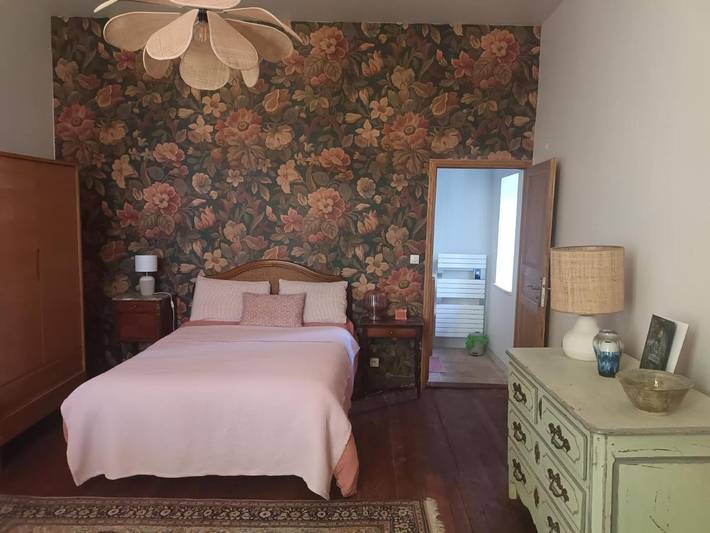Chambre d’hôte pour 2 personnes, avec vue et jardin, animaux acceptés