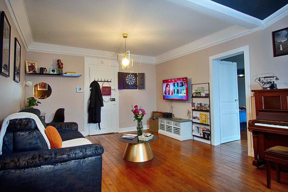 Ganze Wohnung, Warmth in the heart of Le Mans: Station, Centre & Parking in Le Mans, Sarthe