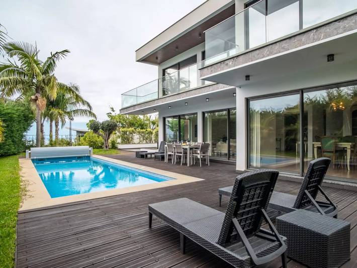 Ferienhaus für 8 Personen, mit Garten und Pool