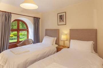 Glamping for 6 People in Luxborough, Exmoor, Photo 3