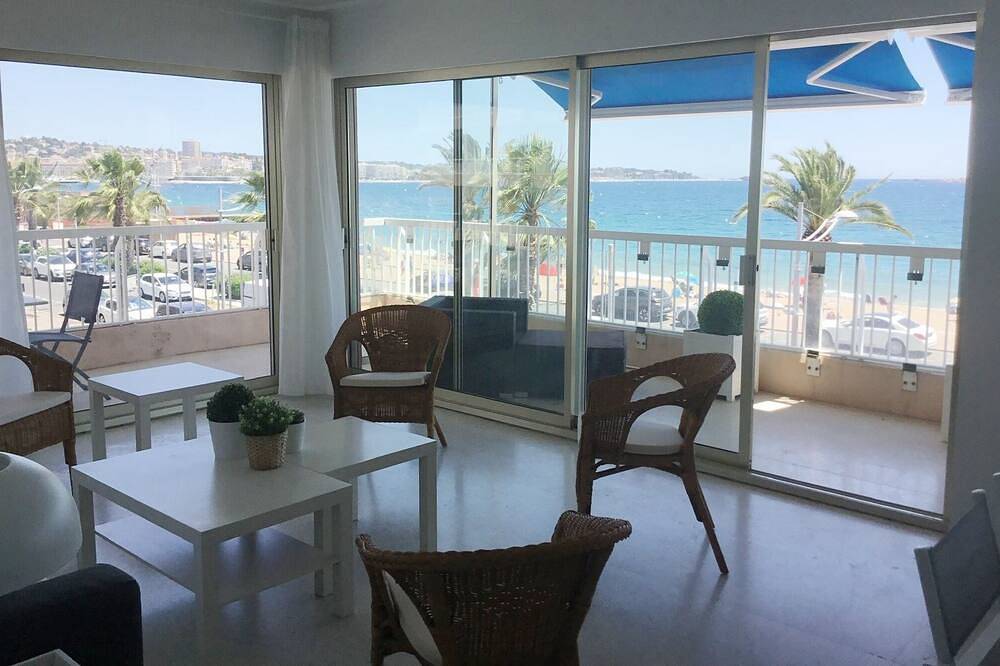 Appartement entier, Très bel appartement au bord de la plage (6pers) in Fréjus Plage, Fréjus