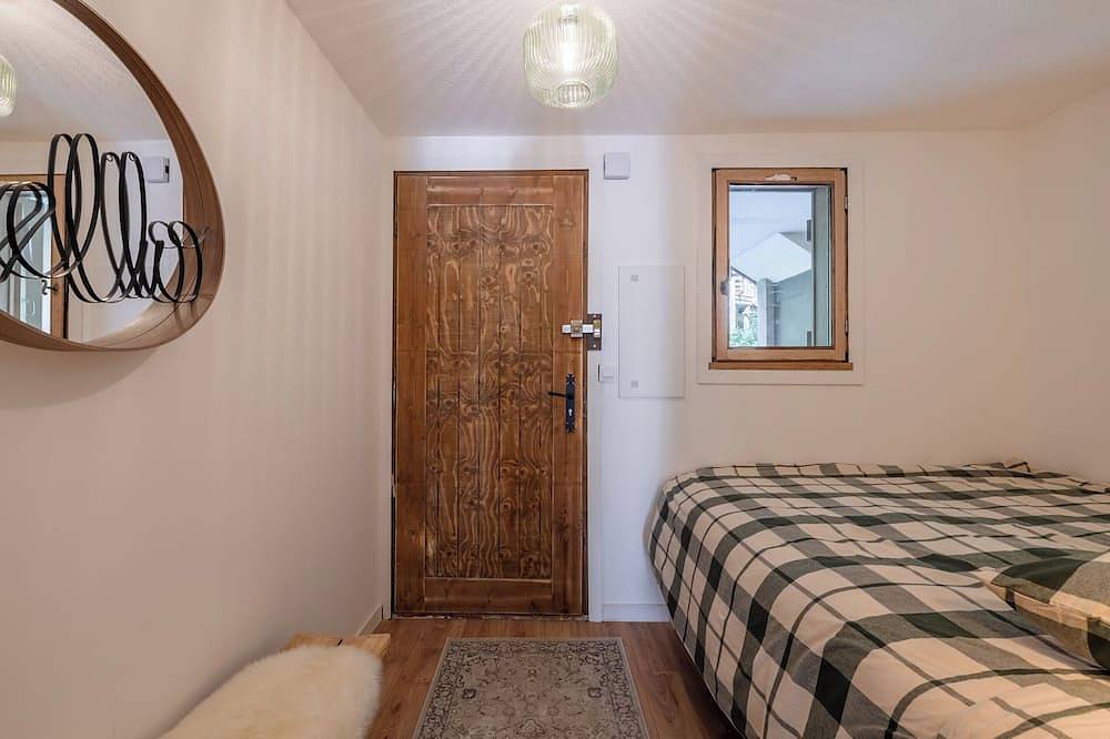 Entire apartment, Cozy studio with balcony in Argentière in Argentière, Chamonix-Mont-Blanc