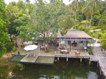 Station pour 2 personnes, avec piscine ainsi que jardin et terrasse dans Ko Yao Yai