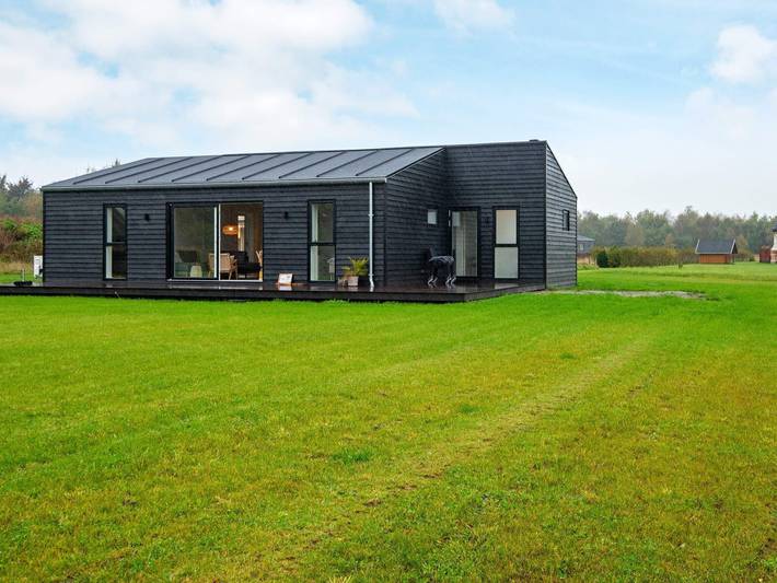 Ferienhaus für 8 Personen, mit Terrasse in Kvie Sø