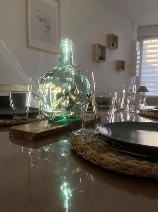 Location de vacances pour 6 personnes, avec jardin à Ducey - 4