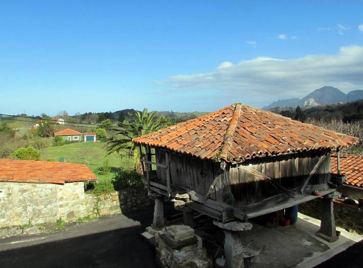 Casa de vacaciones para 5 personas, con terraza además de jardín y vistas, Se admiten mascotas en Costa Oriental Asturiana - 3